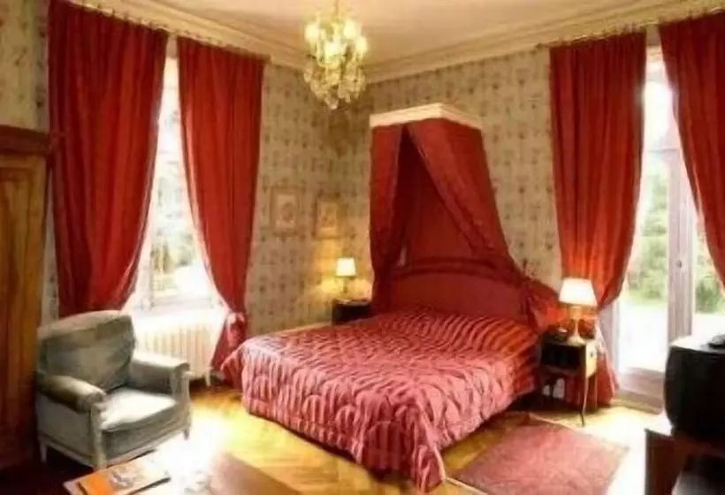 Отель Château De L Aubrière Teritoria