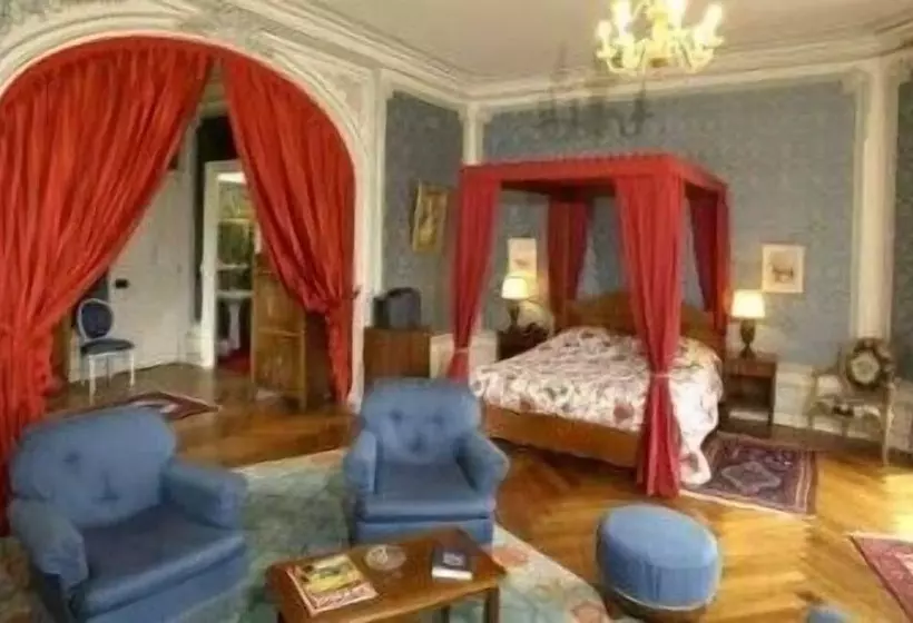 Отель Château De L Aubrière Teritoria