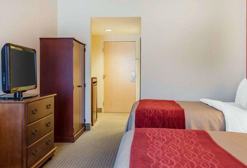 호텔 Comfort Inn & Suites