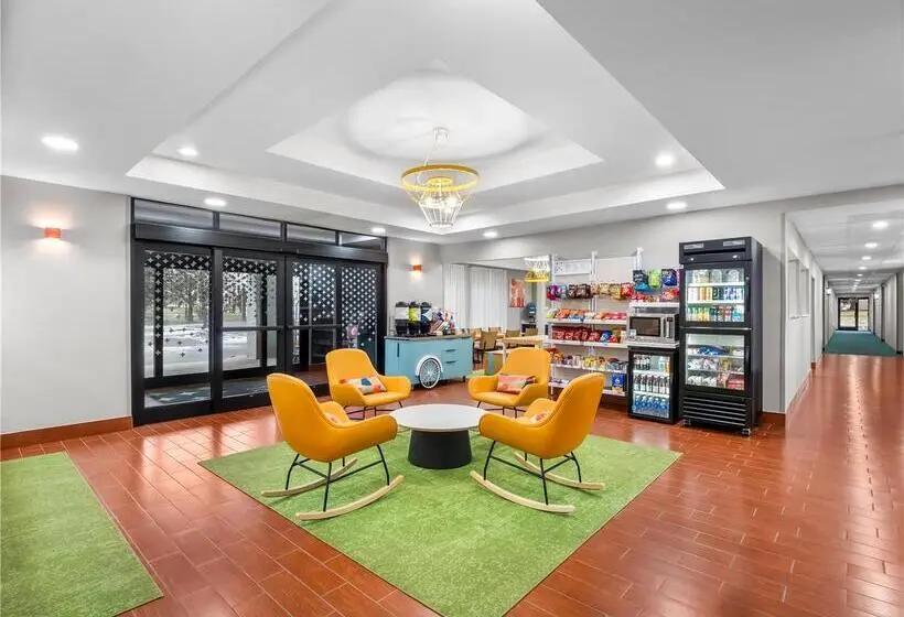 ホテル Comfort Inn Ann Arbor