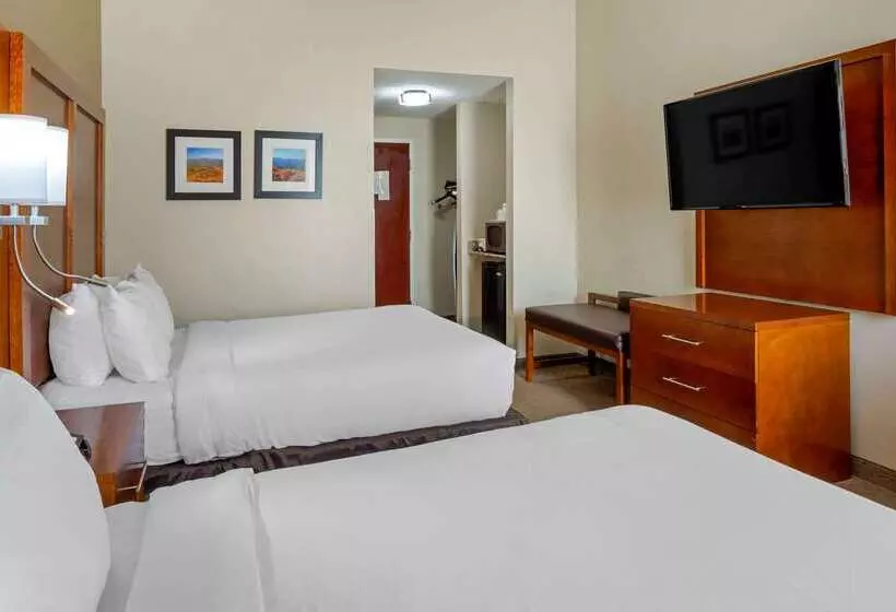 Отель Comfort Inn Columbus Near Fort Moore