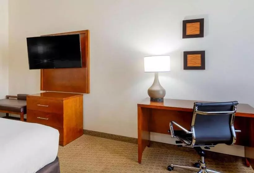 Отель Comfort Inn Columbus Near Fort Moore