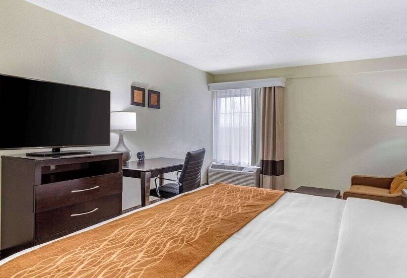 בית מלון כפרי Comfort Inn & Suites Lake Norman