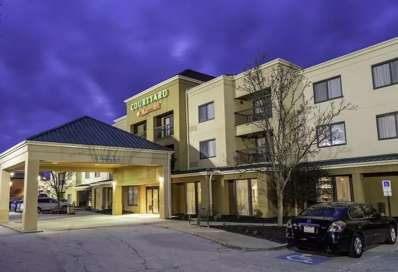 호텔 Courtyard By Marriott Cleveland Willoughby