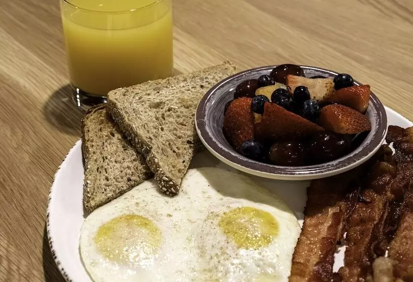 호텔 Courtyard By Marriott Cleveland Willoughby