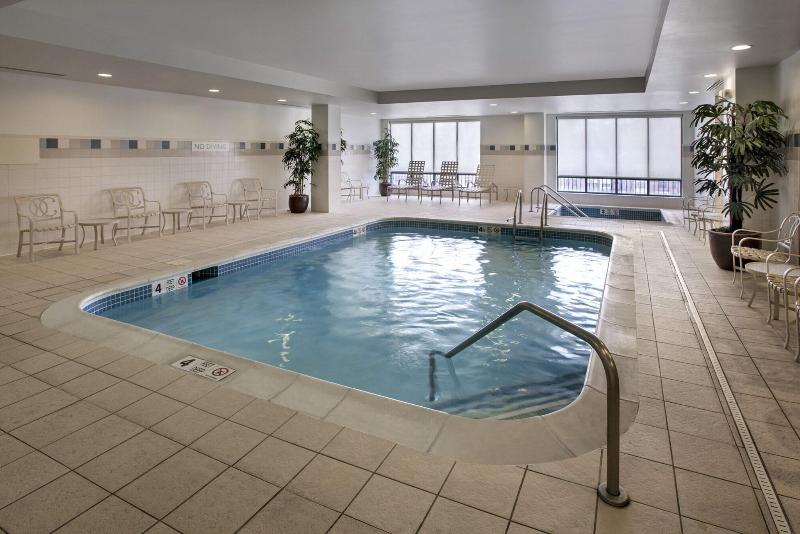 فندق Courtyard By Marriott Saratoga Springs