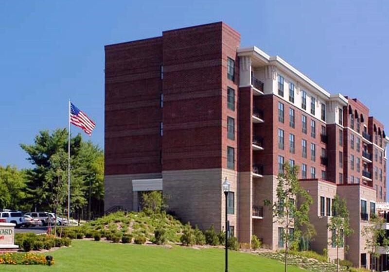 فندق Courtyard By Marriott Saratoga Springs