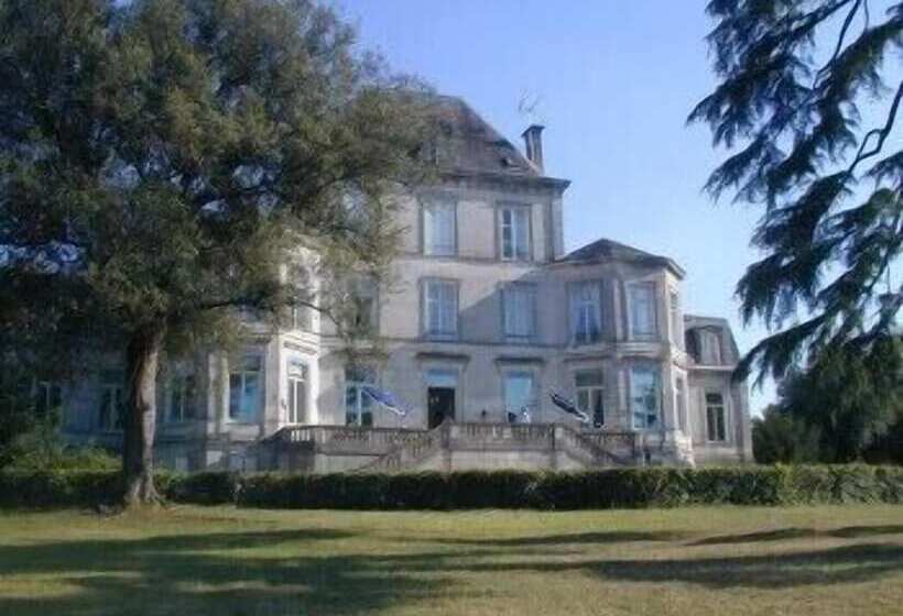 هتل Domaine Du Breuil