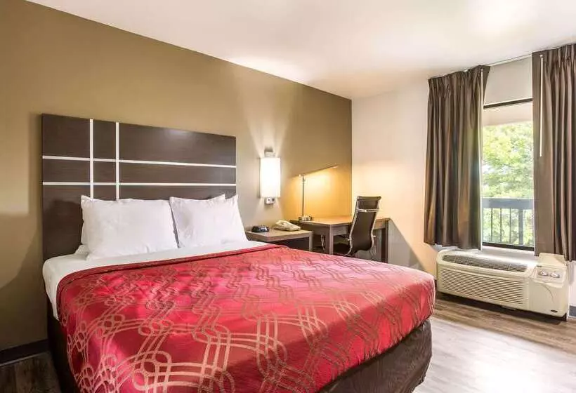 호텔 Econo Lodge  Inn & Suites