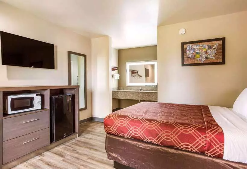 호텔 Econo Lodge  Inn & Suites