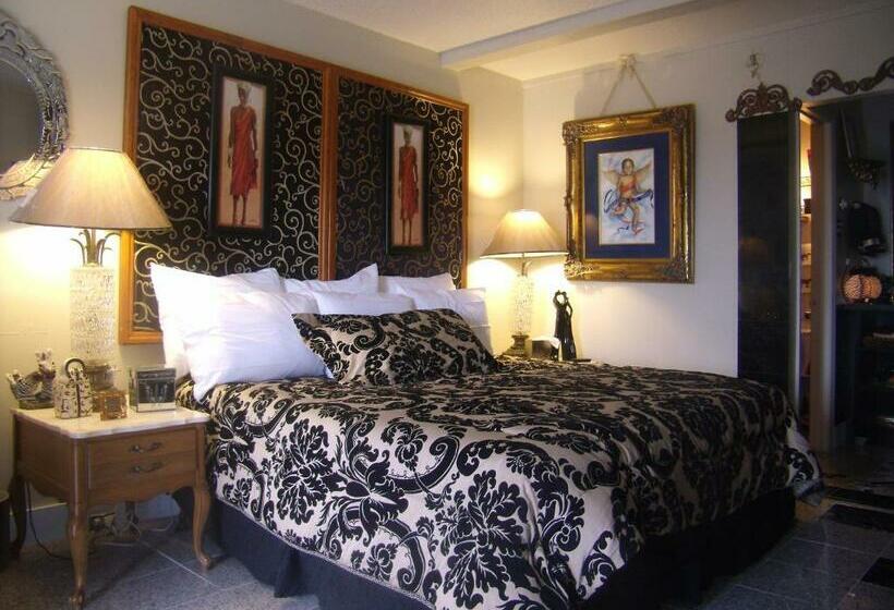 Отель Express Inn And Suites