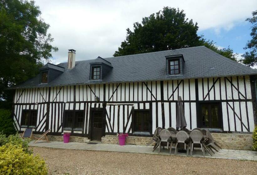 Отель Le Domaine Des Tostes