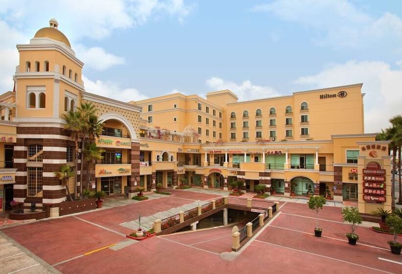 בית מלון כפרי Hilton Los Angeles/san Gabriel