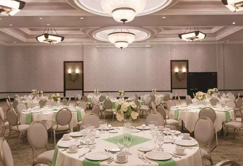 هتل Hilton Los Angeles/san Gabriel