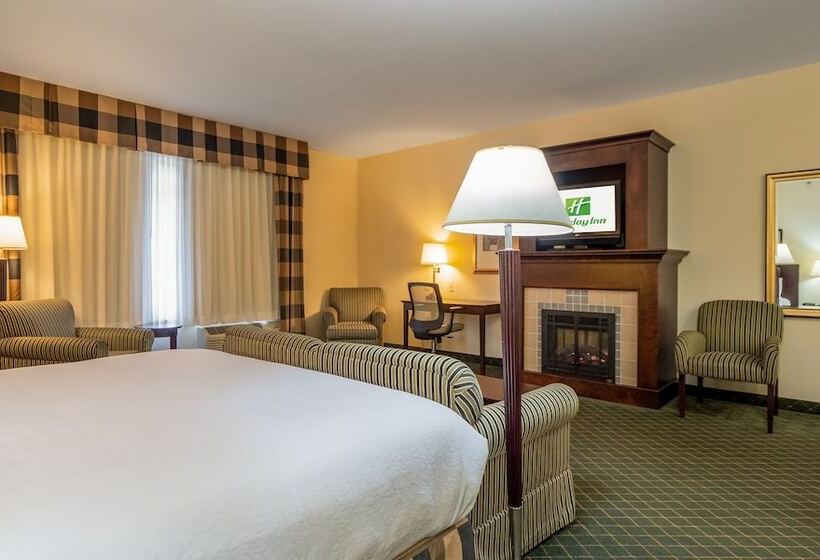 호텔 Holiday Inn & Conference Center Marshfield By Ihg