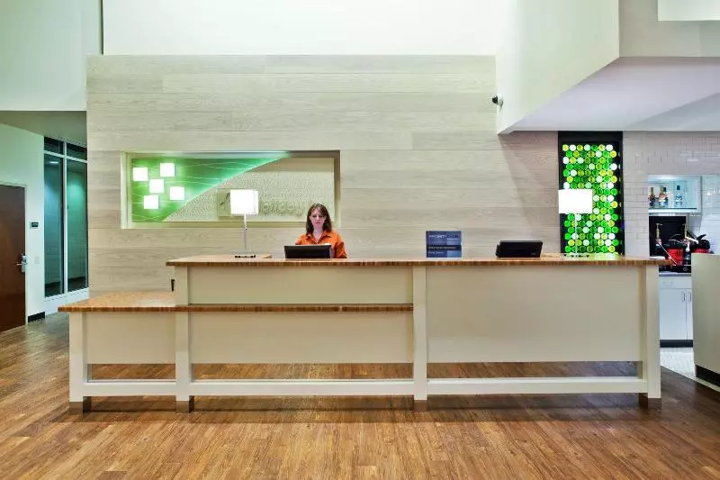 酒店 Holiday Inn Atlanta Gas South Arena Area, An Ihg