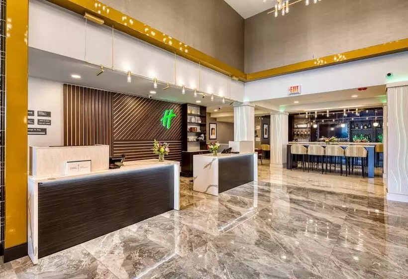 هتل Holiday Inn Kansas City Downtown By Ihg