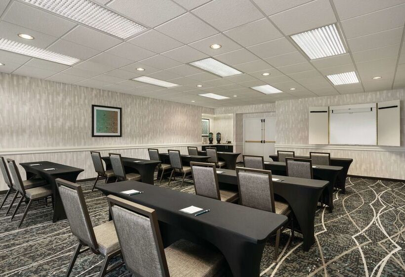 هتل Homewood Suites Corpus Christi