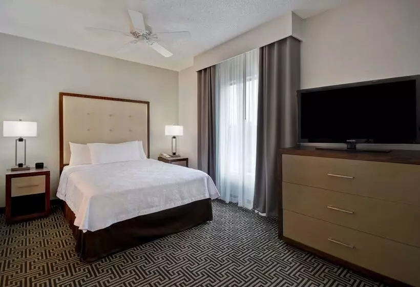 Hotelli Homewood Suites By Hilton Houston Iah Airport Beltway 8