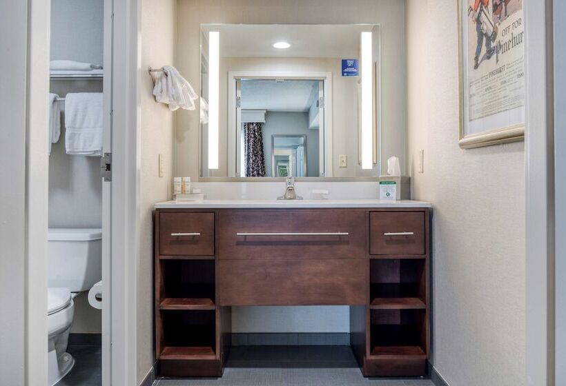 בית מלון כפרי Homewood Suites By Hilton Olmsted Village