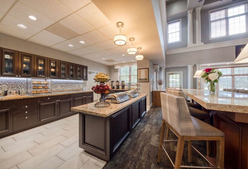 בית מלון כפרי Homewood Suites By Hilton Olmsted Village