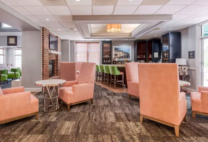 هتل Homewood Suites By Hilton Olmsted Village