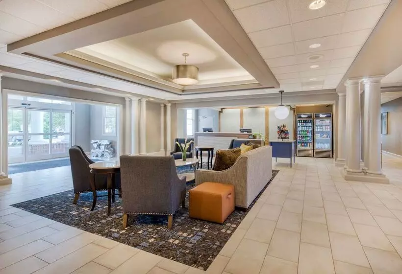 هتل Homewood Suites By Hilton Olmsted Village