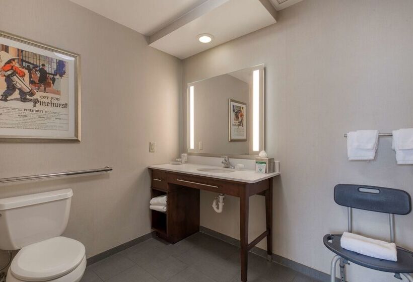 בית מלון כפרי Homewood Suites By Hilton Olmsted Village