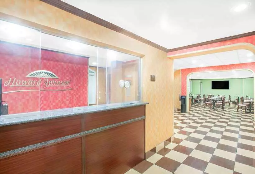 酒店 Howard Johnson By Wyndham North Bergen