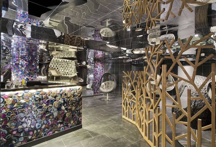 هتل Hôtel Des Dromonts By Sowell Collection