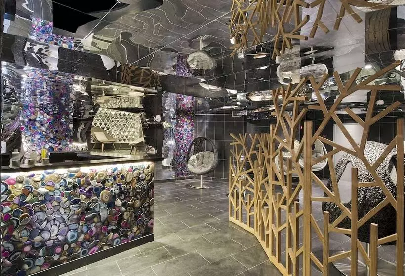 ホテル Hôtel Des Dromonts By Sowell Collection