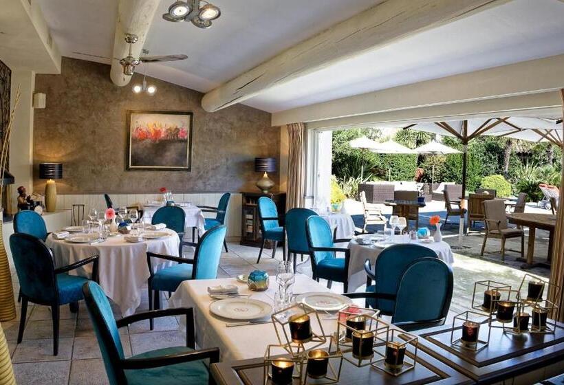 هتل Hôtel L Estelle En Camargue