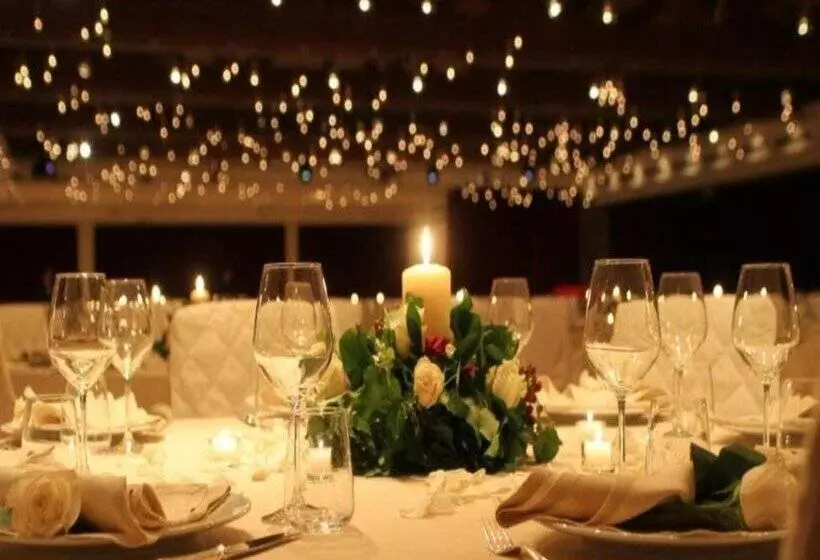 Отель La Rondinaia in Eurocongressi