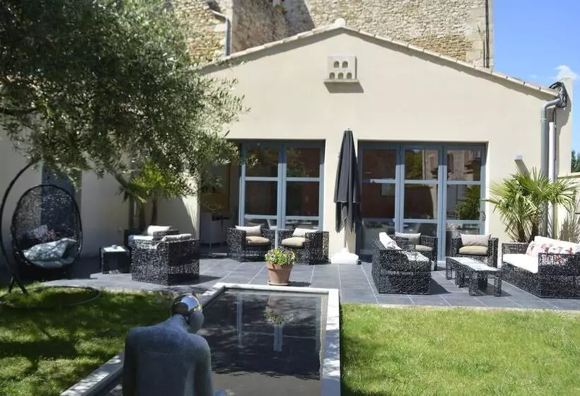 هتل L'instant Sévigné