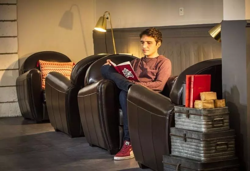 هتل L'instant Sévigné