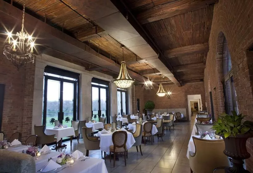 Oheka Castle Hotel & Estate