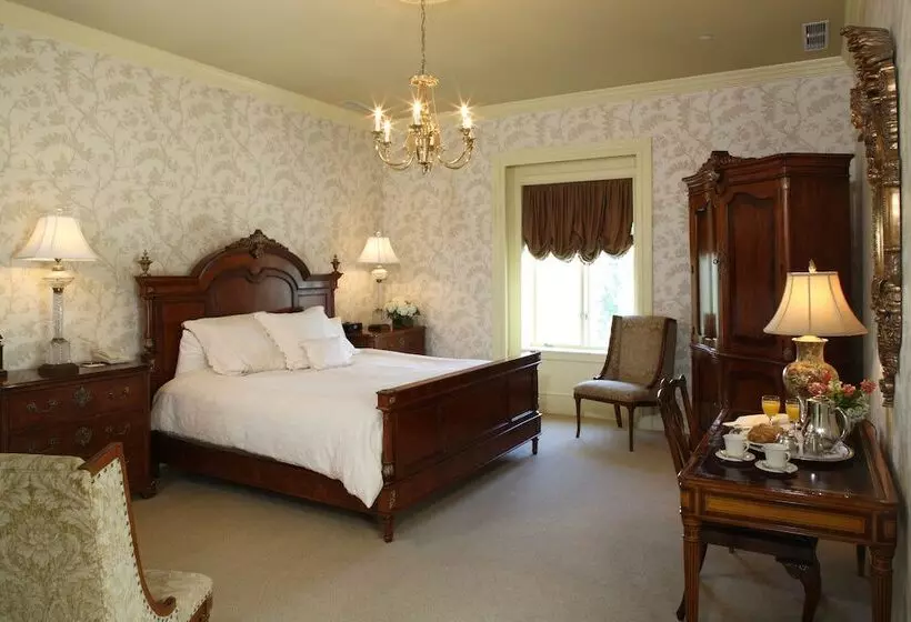 Oheka Castle Hotel & Estate