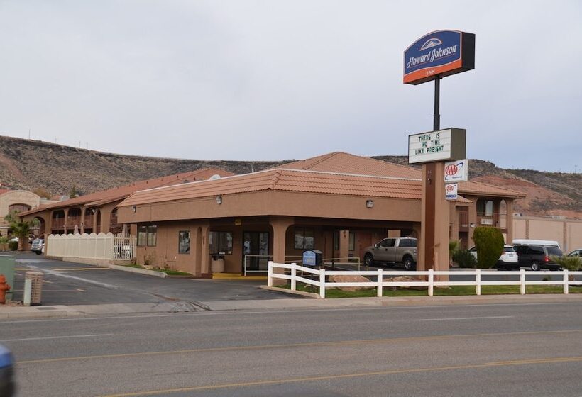 Howard Johnson By Wyndham St. George Hotel & Suites