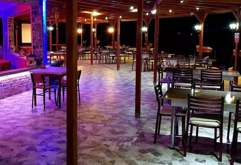 Hotelli Saros Tepe Camping