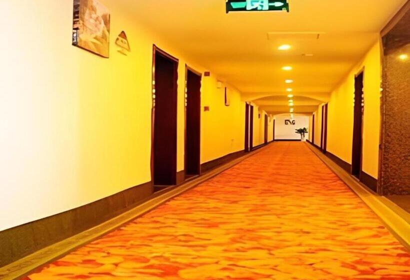 호텔 Greentree Inn Huaian Lianshui Jindi International Garden Business