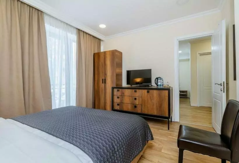 هتل Kokhta Plaza Boutique