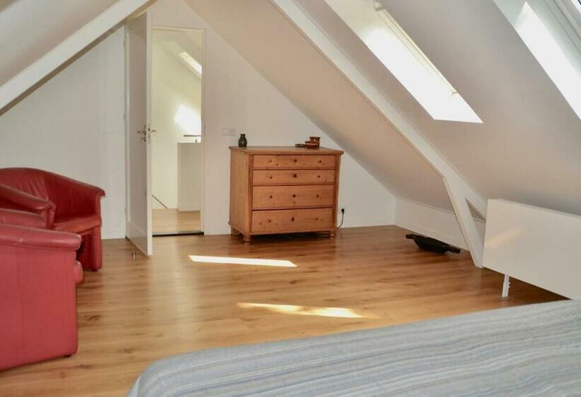 ペンション Fiddler S Hoorn