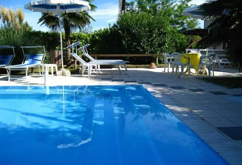 Szálloda Albergo Boomerang