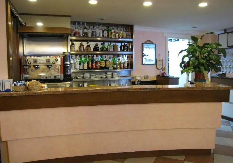 Hotelli Albergo Boomerang