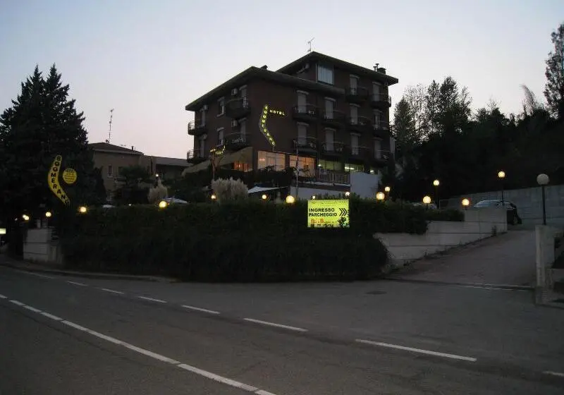 Hotelli Albergo Boomerang