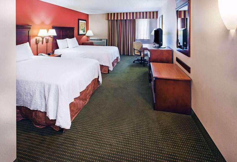 هتل Americinn By Wyndham Omaha