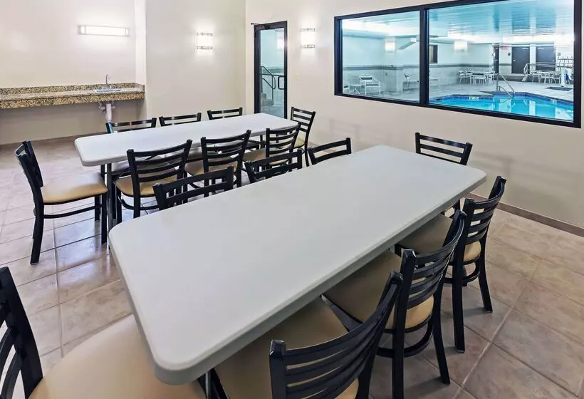 호텔 Americinn By Wyndham Omaha