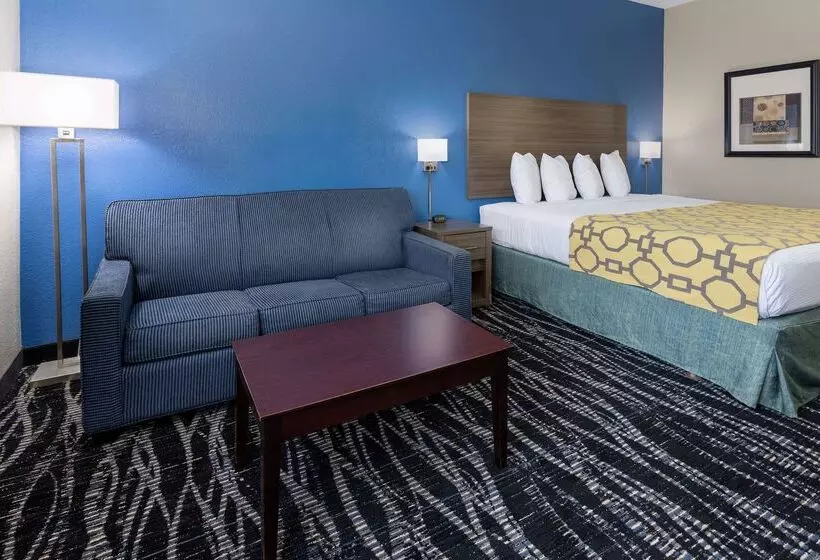 בית מלון כפרי Baymont By Wyndham Saraland