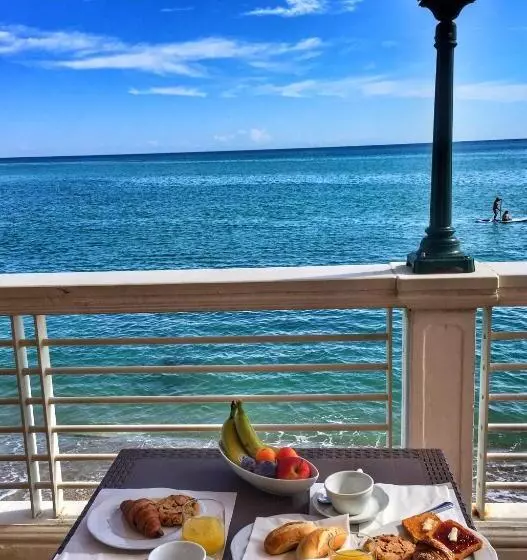 Hotel Brigantino Non Dista