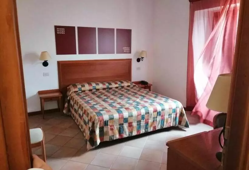 Hotel Brigantino Non Dista